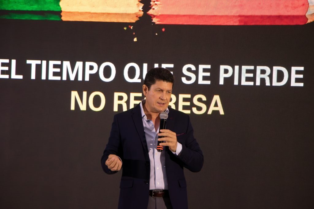 Carlos Gandarilla García, presidente de Mexicanos Primero Sinaloa.